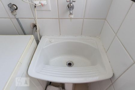 Apartamento para alugar com 43m², 1 quarto e 1 vaga Apartamento para alugar com 43m², 1 quarto e 1 vagaÁrea de serviço (detalhe)