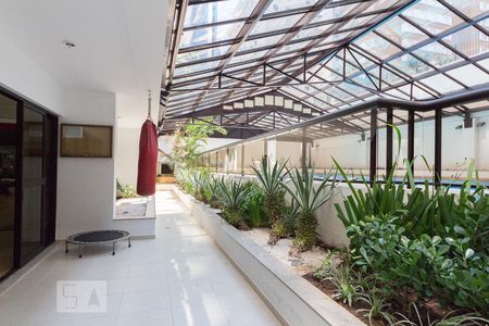 Apartamento para alugar com 43m², 1 quarto e 1 vaga Apartamento para alugar com 43m², 1 quarto e 1 vagaAcesso piscina