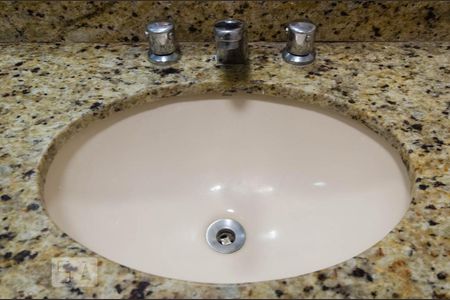 Apartamento à venda com 95m², 2 quartos e 1 vagaLavatório do banheiro social