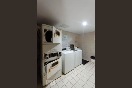 Apartamento à venda com 95m², 2 quartos e 1 vagaLavanderia