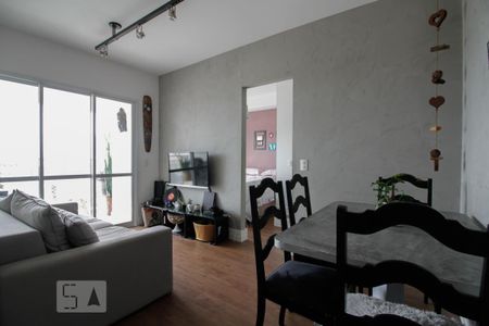 Sala de apartamento para alugar com 1 quarto, 41m² em Vila Campesina, Osasco