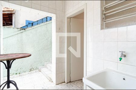 Casa à venda com 125m², 3 quartos e 2 vagasLavanderia