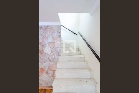 Escadas de casa à venda com 3 quartos, 125m² em Parque Jabaquara, São Paulo