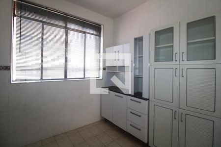 Apartamento à venda com 90m², 2 quartos e sem vagaCozinha
