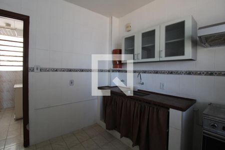 Apartamento à venda com 90m², 2 quartos e sem vagaCozinha