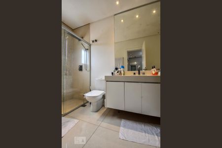 Casa para alugar com 250m², 3 quartos e 3 vagasBanheiro Suíte 01