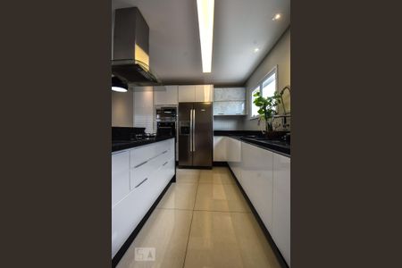 Casa para alugar com 250m², 3 quartos e 3 vagasCozinha