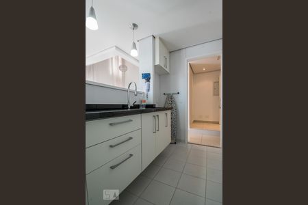 Apartamento à venda com 85m², 2 quartos e 2 vagasCozinha