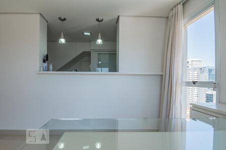 Apartamento à venda com 85m², 2 quartos e 2 vagasSala