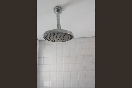 Apartamento à venda com 85m², 2 quartos e 2 vagasChuveiro