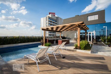 Studio para alugar com 40m², 1 quarto e 1 vaga Studio para alugar com 40m², 1 quarto e 1 vagaPiscina