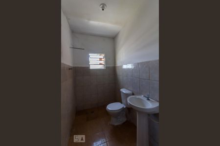 Banheiro da suíte de casa para alugar com 2 quartos, 260m² em Vila Augusta, Guarulhos