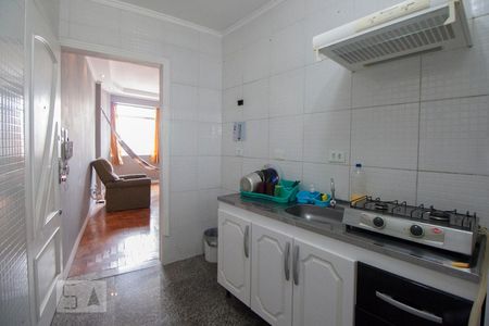 Cozinha de apartamento para alugar com 1 quarto, 46m² em República, São Paulo