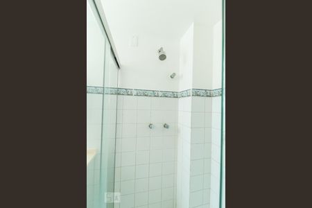 Banheiro de apartamento para alugar com 2 quartos, 50m² em Pechincha, Rio de Janeiro