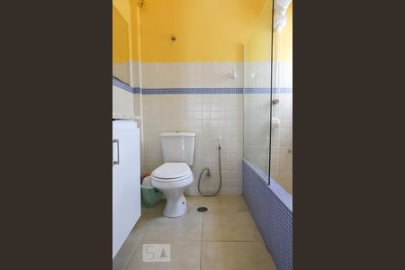 Banheiro de apartamento à venda com 1 quarto, 59m² em Cerqueira César, São Paulo
