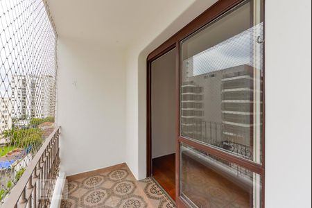Varanda de apartamento para alugar com 4 quartos, 110m² em Vila Madalena, São Paulo
