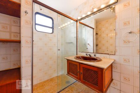 Banheiro Suíte de apartamento para alugar com 4 quartos, 110m² em Vila Madalena, São Paulo