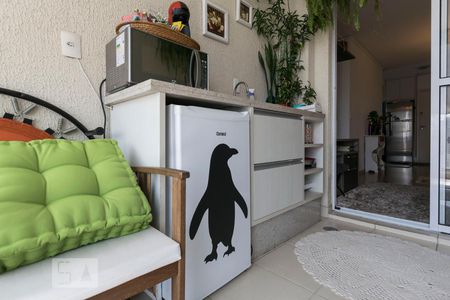 Varanda Gourmet (Armários) de apartamento à venda com 2 quartos, 56m² em Vila Nair, São Paulo