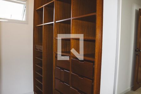 Apartamento à venda com 98m², 4 quartos e 2 vagasCloset da suíte