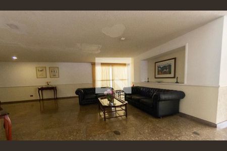 Apartamento à venda com 98m², 4 quartos e 2 vagasHall de entrada