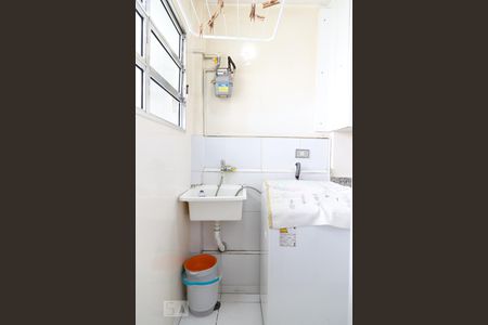 Apartamento à venda com 45m², 2 quartos e 1 vaga Apartamento à venda com 45m², 2 quartos e 1 vagaÁrea de serviço