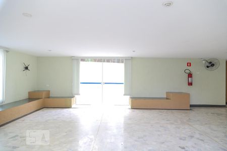 Apartamento à venda com 45m², 2 quartos e 1 vaga Apartamento à venda com 45m², 2 quartos e 1 vagaSalão de festas