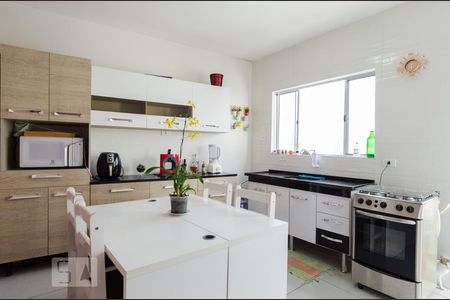 Casa à venda com 112m², 2 quartos e 1 vagaCozinha