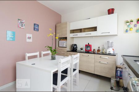 Casa à venda com 112m², 2 quartos e 1 vagaCozinha