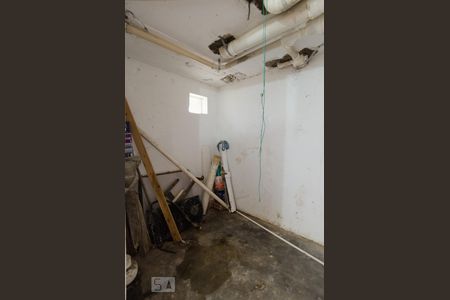 Casa à venda com 112m², 2 quartos e 1 vagaDepósito