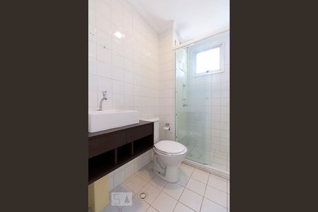 Banheiro  de apartamento para alugar com 2 quartos, 50m² em Vila Prudente, São Paulo