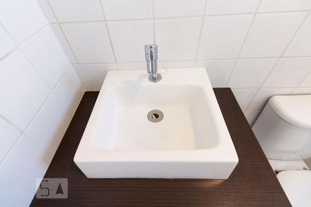 Apartamento à venda com 50m², 2 quartos e 1 vagaDetalhe banheiro 