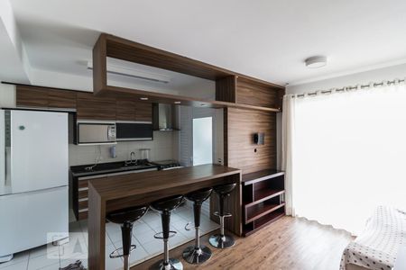 Sala de apartamento para alugar com 1 quarto, 43m² em Vila Anglo Brasileira, São Paulo