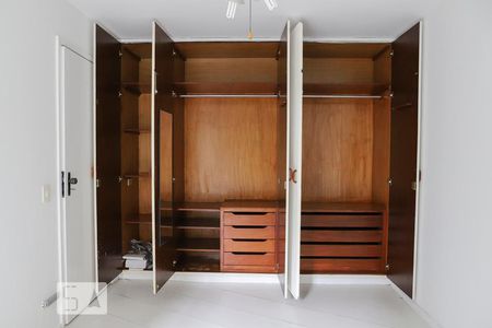 Apartamento para alugar com 130m², 4 quartos e 2 vagasQuarto 4