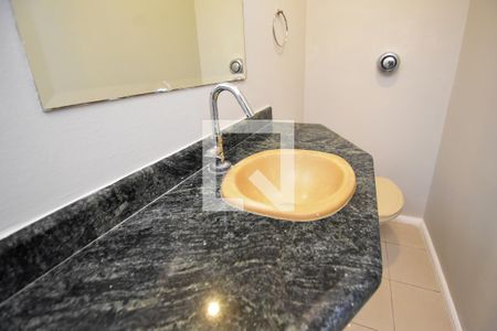 lavabo de apartamento para alugar com 4 quartos, 130m² em Consolação, São Paulo