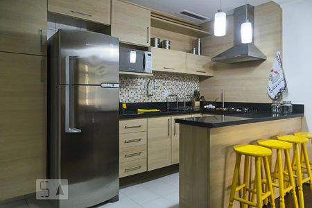 Cozinha de kitnet/studio para alugar com 1 quarto, 45m² em República, São Paulo