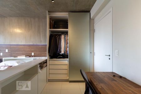 Studio para alugar com 35m², 1 quarto e 1 vagaArmário