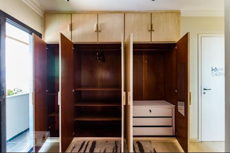 Apartamento à venda com 70m², 1 quarto e 1 vagaSuíte