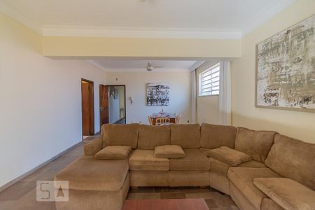 Sala de casa para alugar com 4 quartos, 385m² em Jardim Paraíso, Campinas