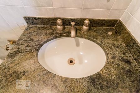 Casa à venda com 300m², 3 quartos e 5 vagas Casa à venda com 300m², 3 quartos e 5 vagasBanheiro do escritório