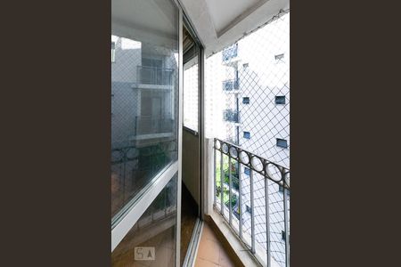 Apartamento para alugar com 70m², 2 quartos e 1 vagaVaranda Sala