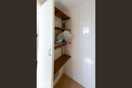 Apartamento para alugar com 70m², 2 quartos e 1 vagaÁrea de Serviço