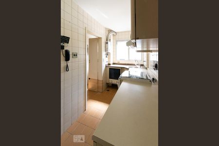 Apartamento para alugar com 70m², 2 quartos e 1 vagaCozinha