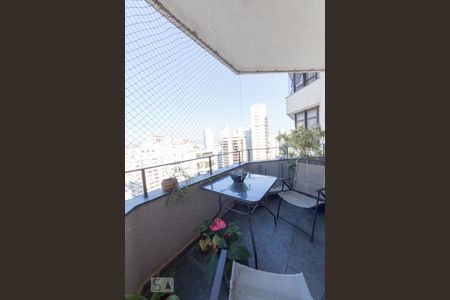 Varanda sala de estar de apartamento para alugar com 4 quartos, 220m² em Paraíso, São Paulo