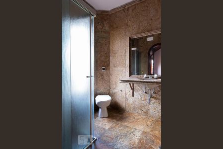 Casa à venda com 260m², 3 quartos e 5 vagas Casa à venda com 260m², 3 quartos e 5 vagasBanheiro suite 3