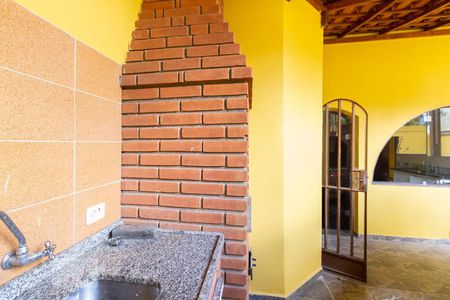 Casa à venda com 260m², 3 quartos e 5 vagas Casa à venda com 260m², 3 quartos e 5 vagasChurrasqueira