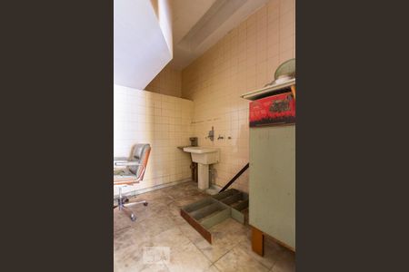 Casa à venda com 260m², 3 quartos e 5 vagas Casa à venda com 260m², 3 quartos e 5 vagasÁrea de serviço 2