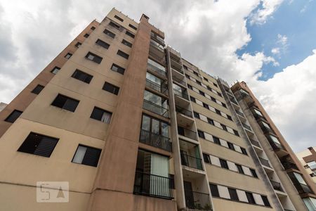 Apartamento à venda com 74m², 3 quartos e 1 vagaFachada - Condomínio