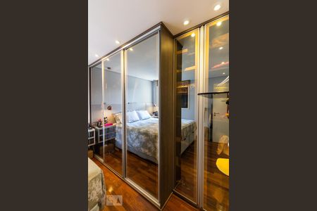 Apartamento à venda com 74m², 3 quartos e 1 vagaSuíte