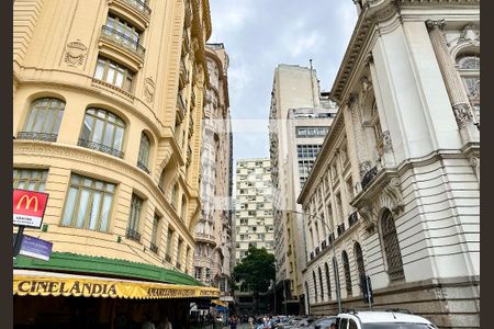 Apartamento à venda com 35m², 1 quarto e sem vagaFachada