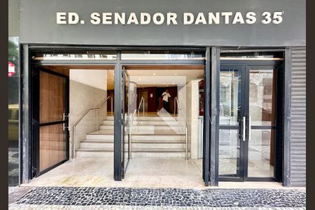 Apartamento à venda com 35m², 1 quarto e sem vagaPortaria